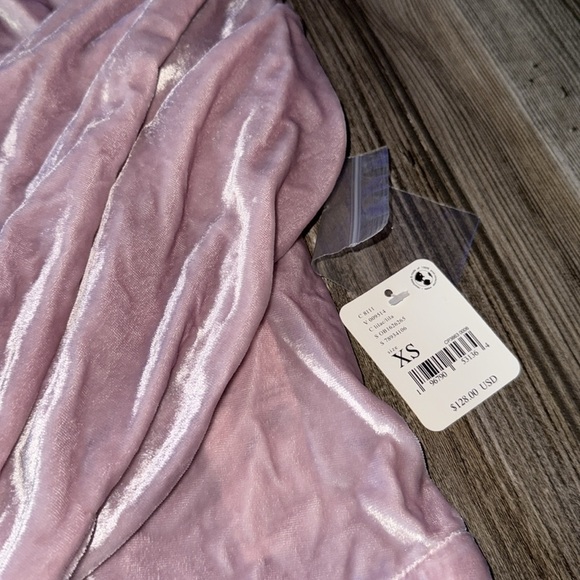 Free people Velvet Top shirt off the shoulder cropped soft crushed NEW XS - Picture 2 of 7